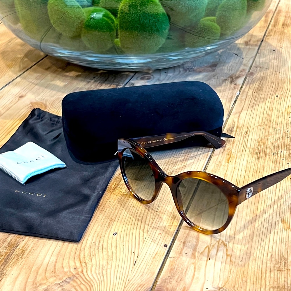 Gucci tortoise sunglasses